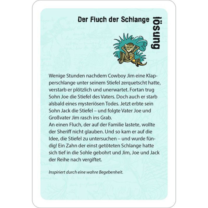 Rückseite der Lösungskarte „Der Fluch der Schlange“. Illustration: grünliches Fabelwesen. Text erklärt die Todesursache: ein Schlangenzahn im Stiefel vergiftete mehrere Generationen.