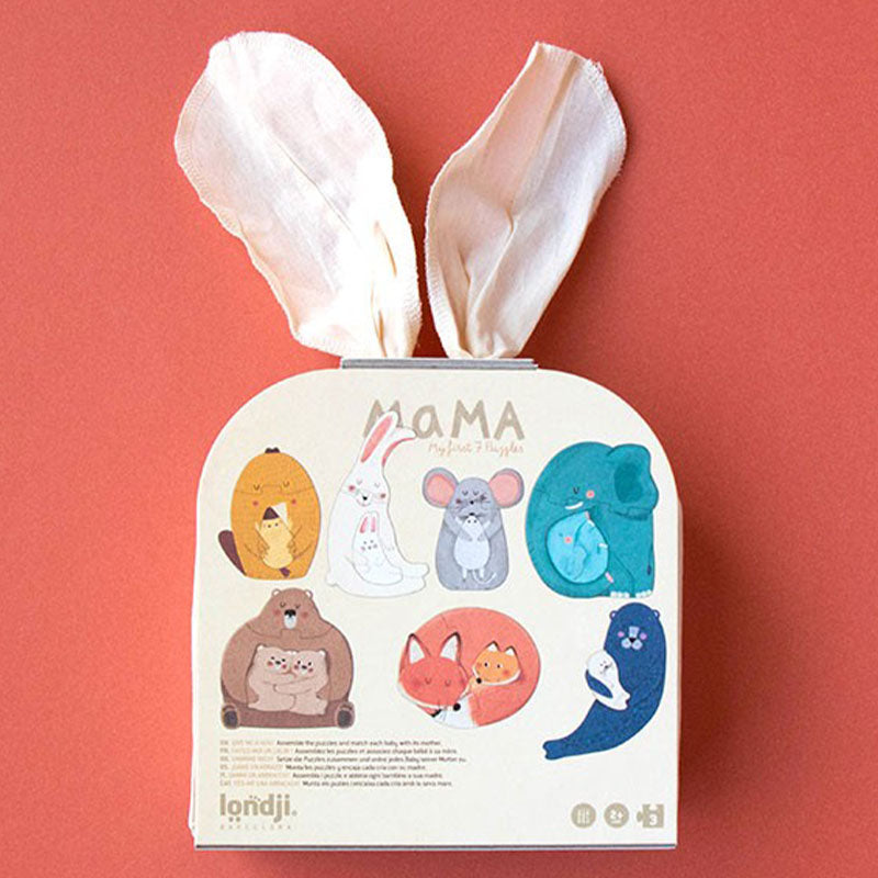 Verpackung des „Mama My First Puzzles“-Sets von Londji mit liebevoll illustrierten Tierfamilien und Hasenohren aus Stoff.