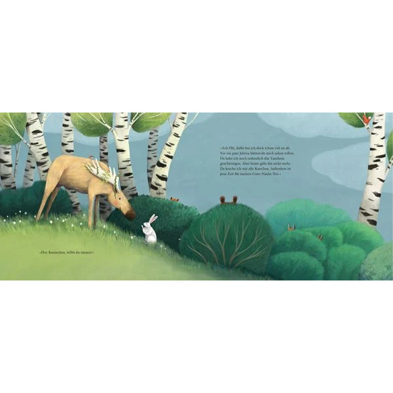 Buchseite: Der Elch steht allein auf einer Lichtung im Wald.