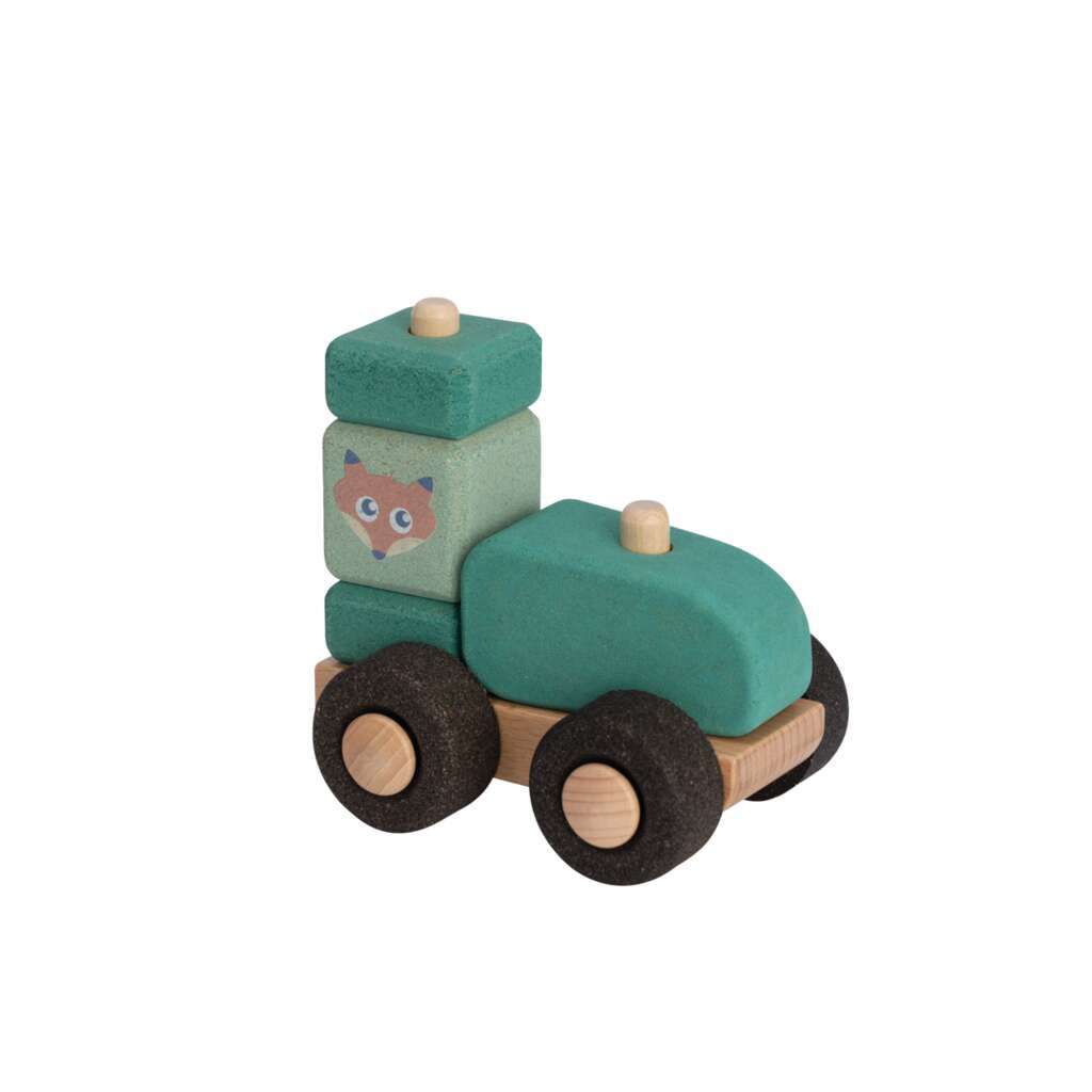 grüner Traktor aus Kork