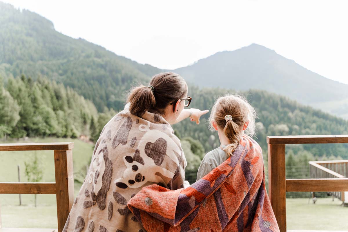 Warum wir abends mit Kindern nicht abschalten können – und wie kleine Rituale wirklich helfen