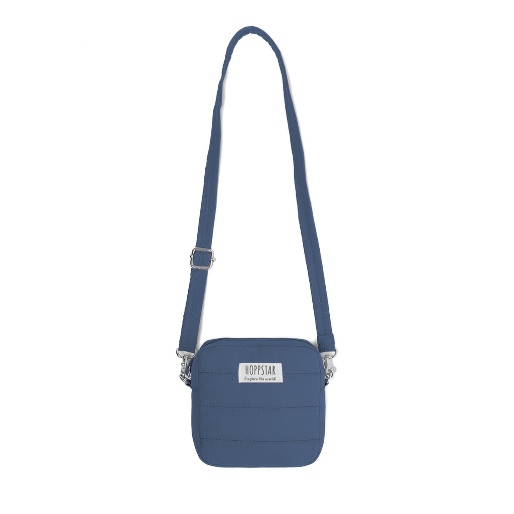 Hoppstar Midi Bag Denim mit langem Umhängeband – leichte und strapazierfähige Tasche aus Nylon für Hoppstar Kinderkameras, ideal für Ausflüge in die Natur.
