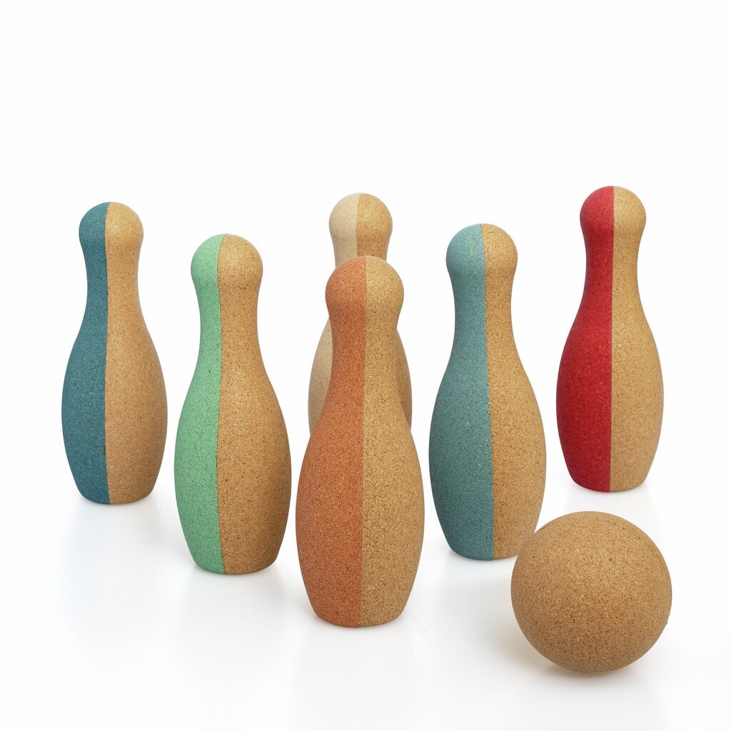 freigestelltes Bild des Bowling Sets aus Kork