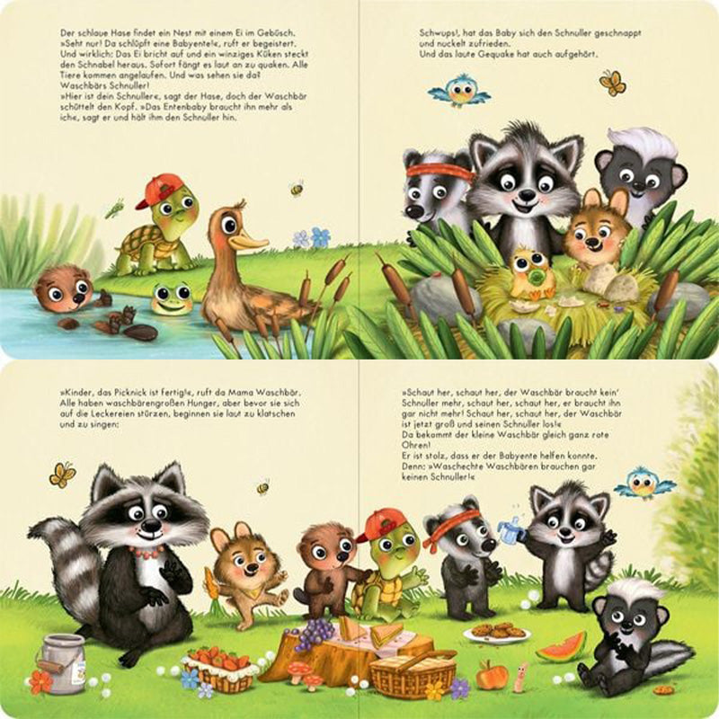 Buchseite mit Baby-Waschbär und seinen Tierfreunden am Teich, die nach einem verlorenen Schnuller suchen.