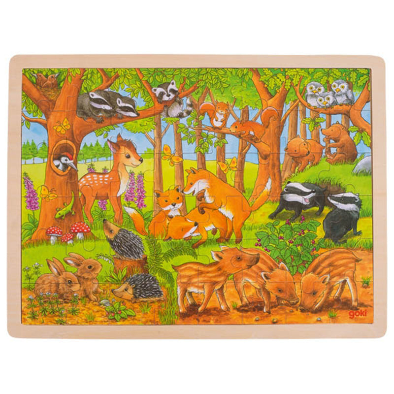 Holzpuzzle mit buntem Walddesign: zahlreiche Waldtiere wie Füchse, Rehe, Wildschweine, Kaninchen, Igel, Dachse, Eichhörnchen und Eulen in einer Waldszene.
