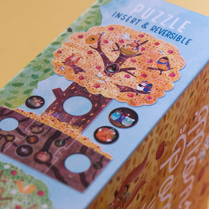 Detailaufnahme der Schachtelseite: Illustration des Puzzles mit Baum und runden Einsteckteilen, die Tiere und Szenen zeigen.