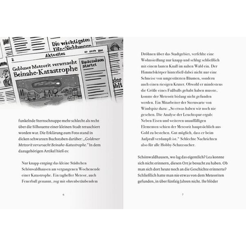 Doppelseite mit Zeitungsartikeln und Text. Auf der linken Seite steht die Schlagzeile „Goldener Meteorit verursacht Beinahe-Katastrophe“ mit einer Zeichnung einer Stadt und eines Meteors. Rechts geht die Geschichte weiter und beschreibt das Ereignis um den Meteor.