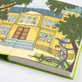 Buchseite: Farbillustration der Wintersteinschule – gelbes Schulgebäude mit Schülern an den Fenstern, davor ein Mann mit Fahrrad und ein aufgewühlter Erdhügel.