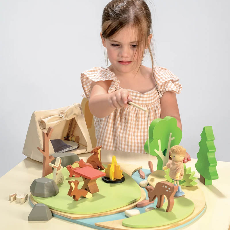Camping-Abenteuer im Wald – Holzspielset