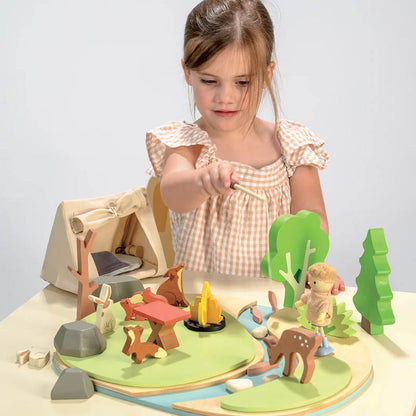 Camping-Abenteuer im Wald – Holzspielset