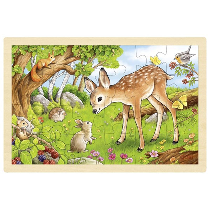 Holzpuzzle mit einer Waldszene, auf der ein junges Reh einem Hasen gegenübersteht. Im Hintergrund sind ein Eichhörnchen, ein Igel, eine Maus, Vögel und bunte Blumen zu sehen.