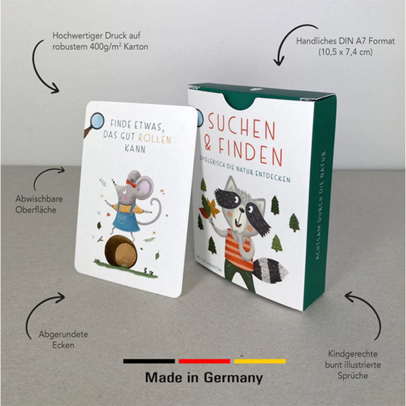 Produktansicht der Kartenbox mit Beispielkarte und Infohinweisen zu robustem Karton, abwischbarer Oberfläche, abgerundeten Ecken und handlichem DIN-A7-Format