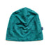 Smaragdfarbene Kinderhaube aus Merinowolle und Seide mit Fuchs Design, weich und nachhaltig gefertigt, fotografiert auf weißem Hintergrund