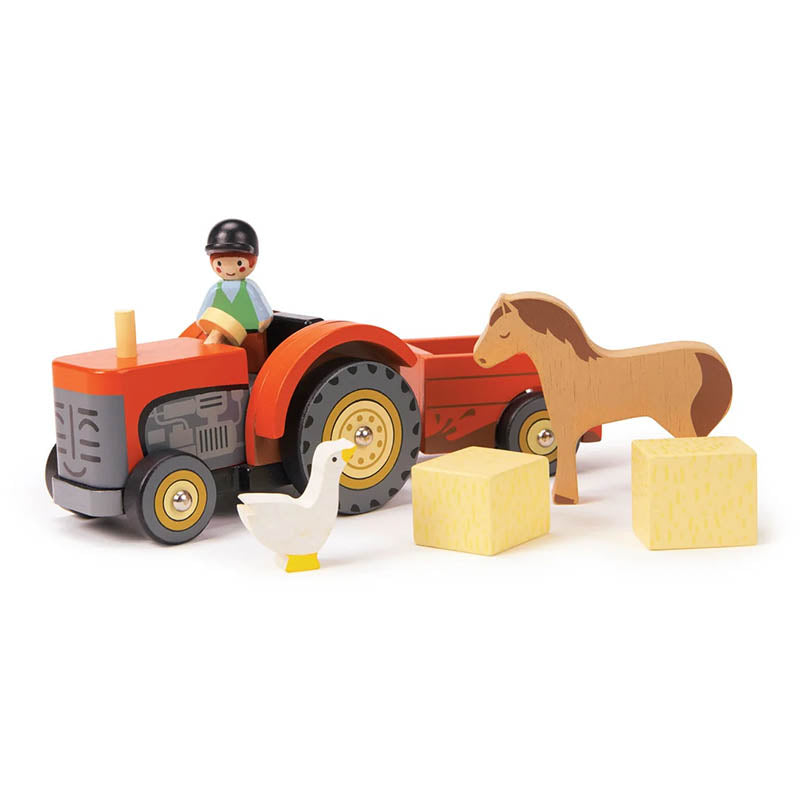 Holztraktor mit Anhänger