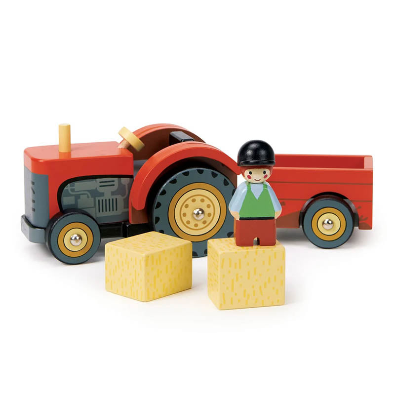Holztraktor mit Anhänger