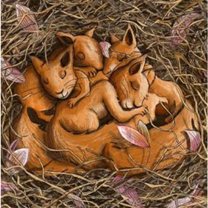 Illustration von vier schlafenden Eichhörnchenbabys, eng aneinandergeschmiegt in einem Nest aus Zweigen und Blütenblättern.